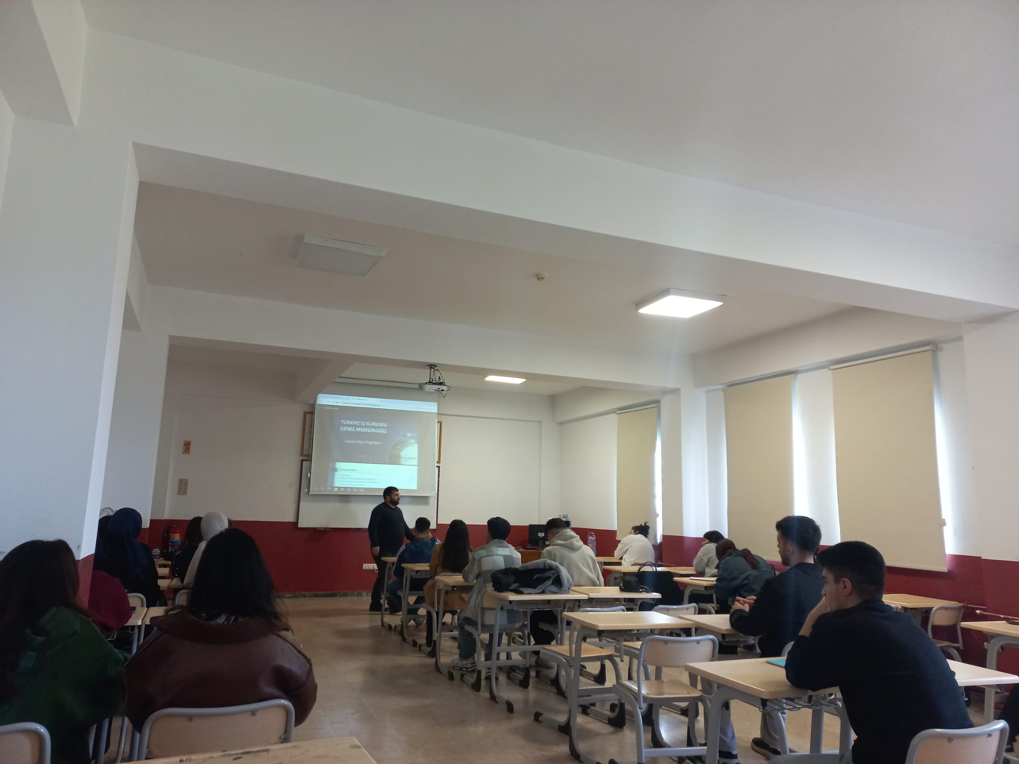 Eczane Hizmetleri Bölümü Staj Bilgilendirme Toplantısı
